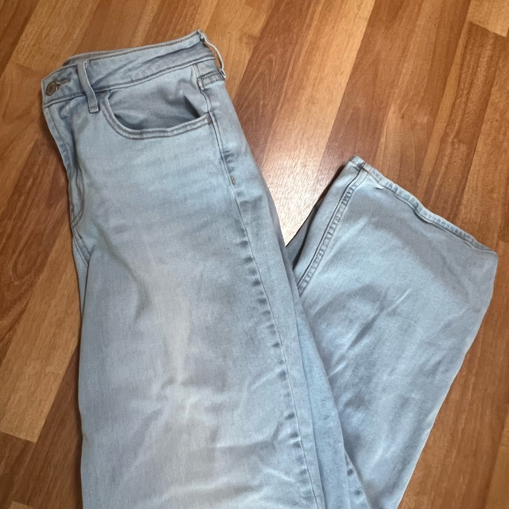 Old Navy High-Rise Wide Leg Jeans in Light Blue